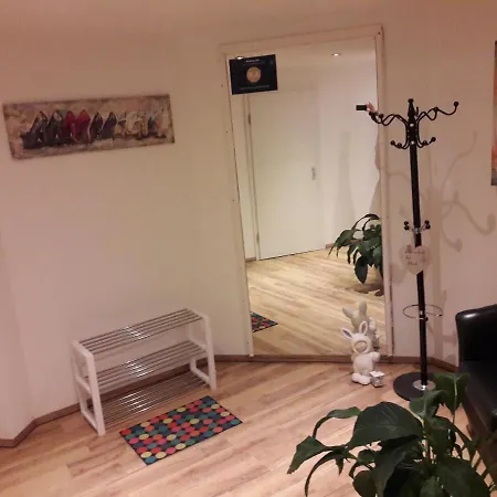 Glueckskinder Rosa 러스트